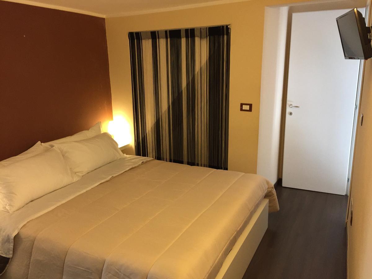 Two Steps Ortygia Apartment Syracuse Ngoại thất bức ảnh